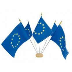 drapeaux_table_europeen